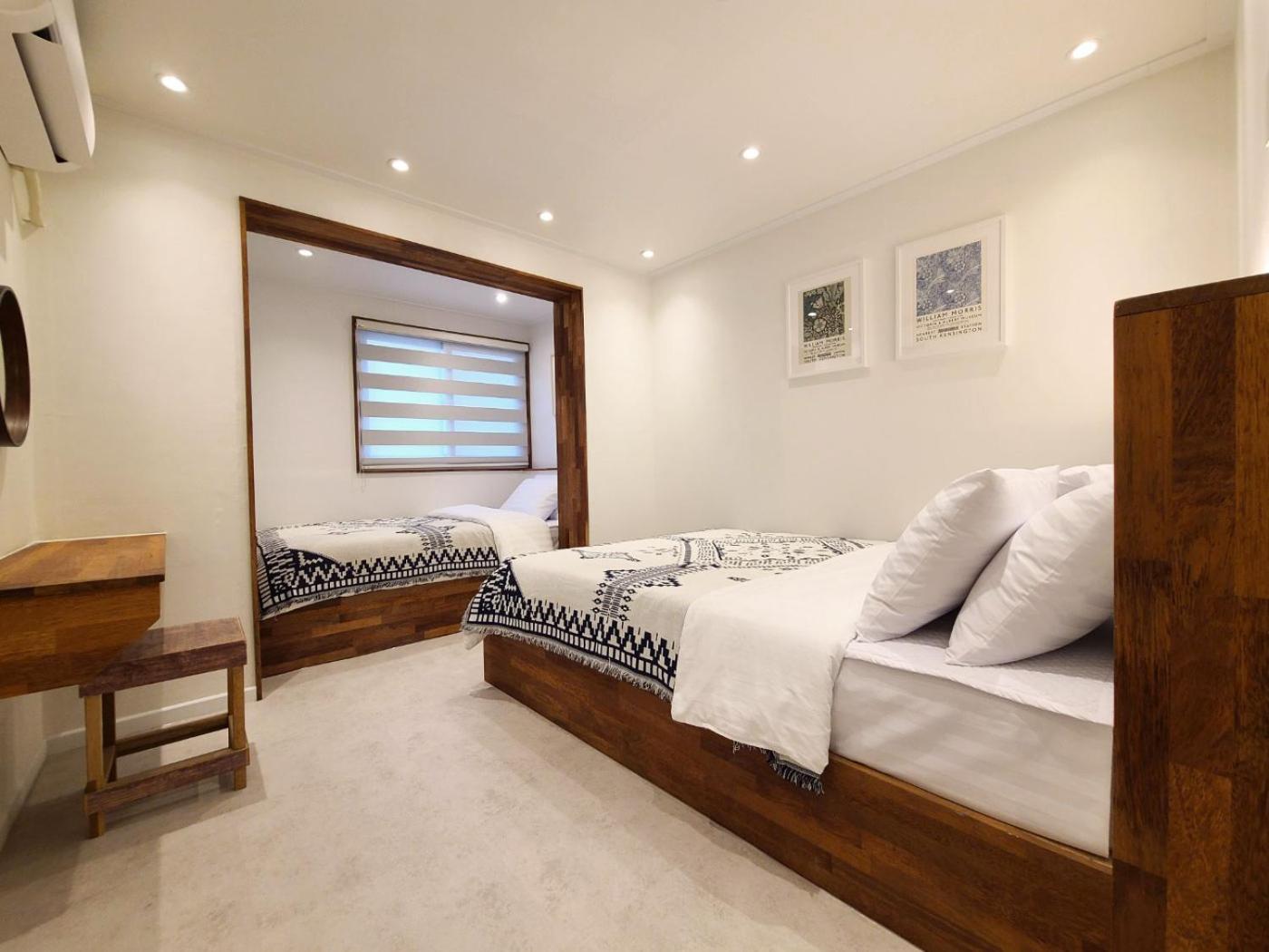 Apartment 6 Hongdae 5br & 4bath, Elevator, Free Wifi Seoul