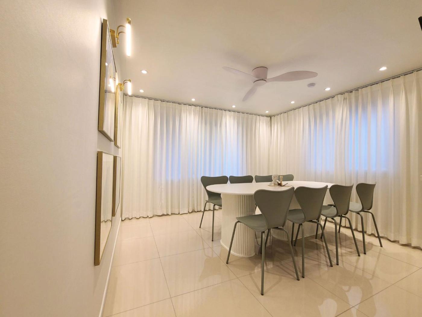 Apartment 6 Hongdae 5br & 4bath, Elevator, Free Wifi Seoul
